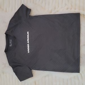 UA boys Heatgear Shirt